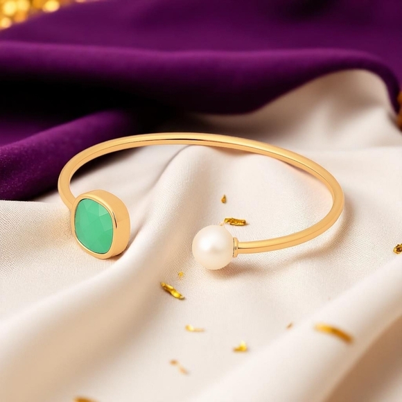 ποΈElegant 18K Gold Plated Stainless Steel Aquamarine Pearl Cuff Bracelet Studs - Picture 7 of 15